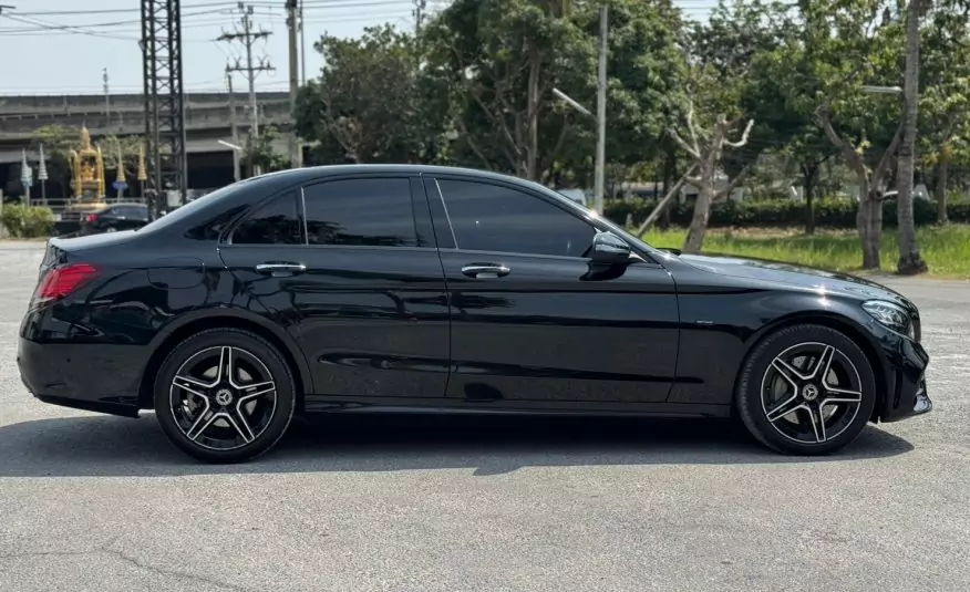 2021 Mercedes Benz C300e AMG Sport