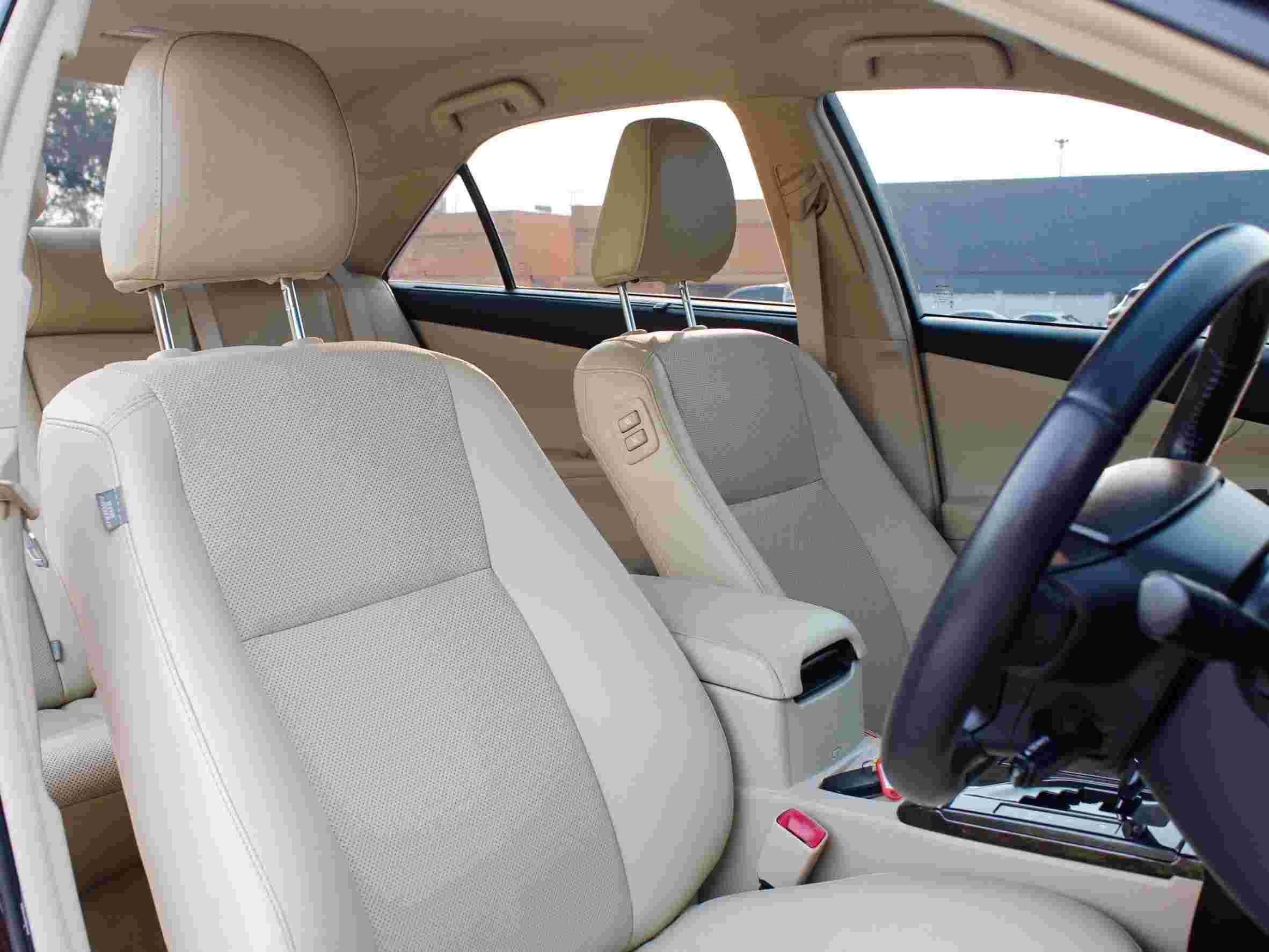 2016 Toyota Camry 2.0 G