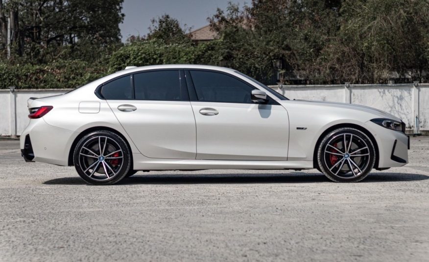 2023 BMW 330e M Sport LCI