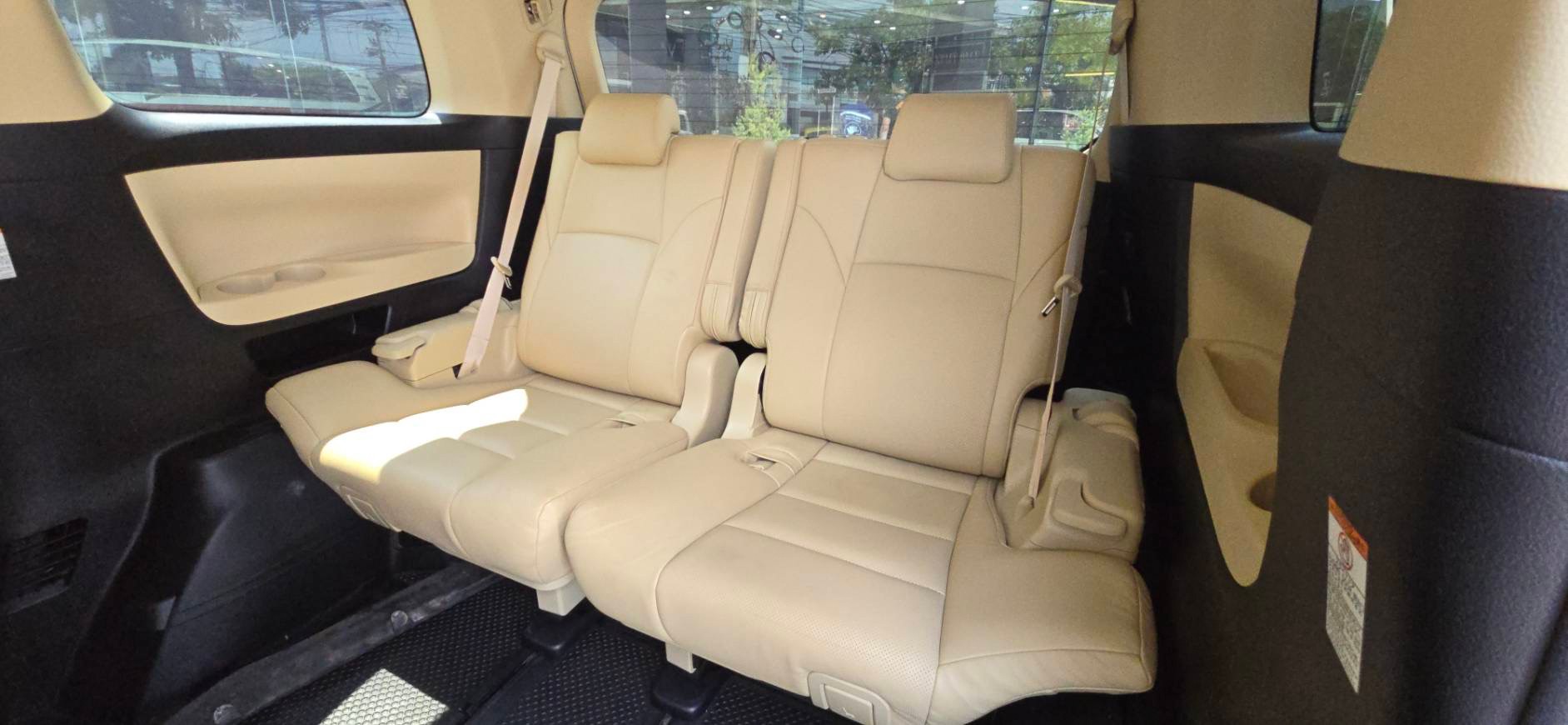 2021 Toyota Alphard 2.5 Hybrid X E Four