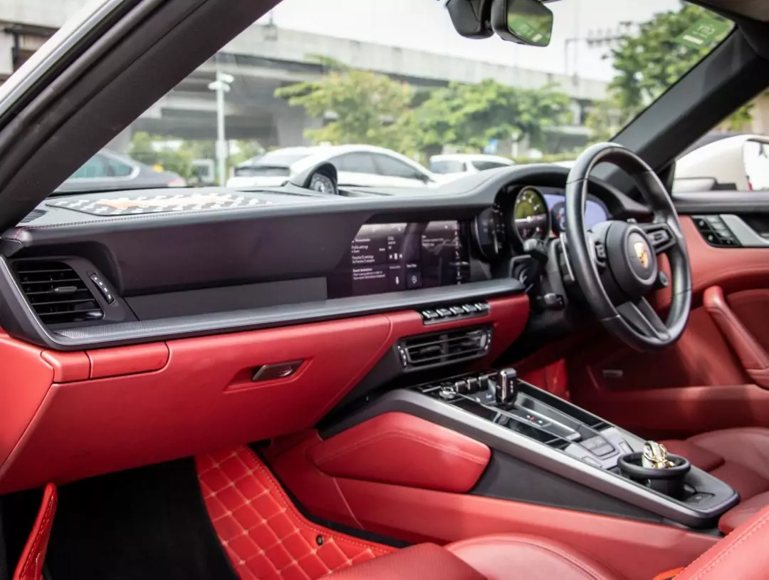2021 Porsche 911