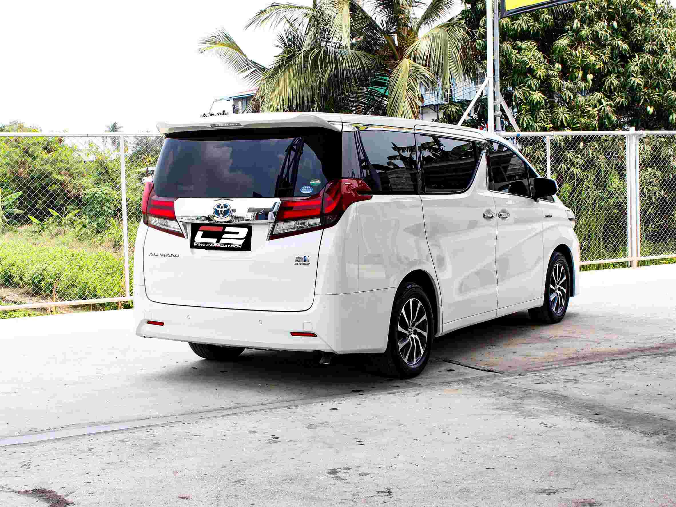 2015 TOYOTA ALPHARD 2.5 HYBRID G