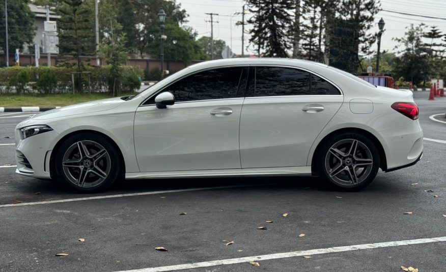 2021 Mercedes Benz A200 AMG