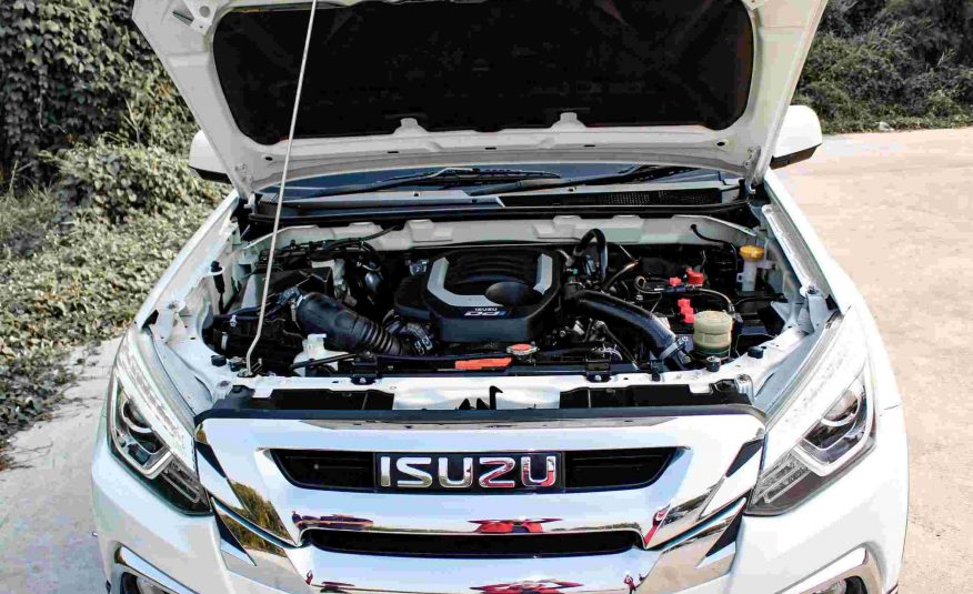 2019 ISUZU MUX 1.9 (DVD Navi)