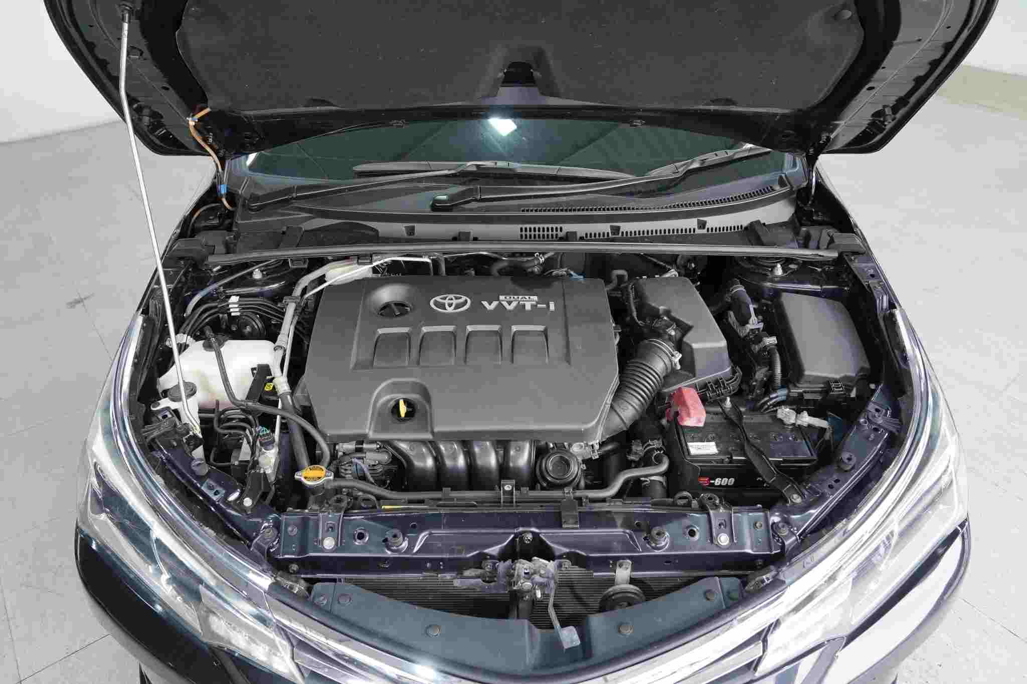 2017 TOYOTA ALTIS 1.8 E AT