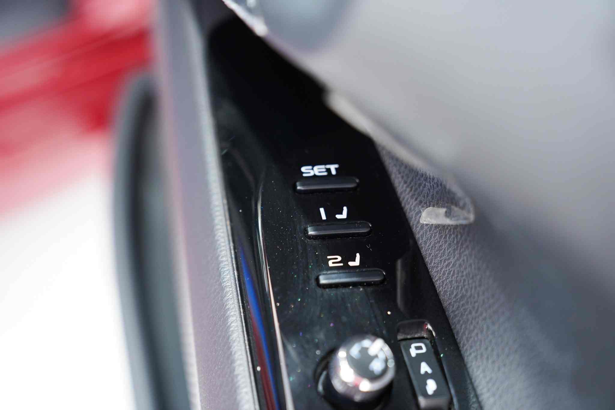 2018 TOYOTA CAMRY 2.5G AT