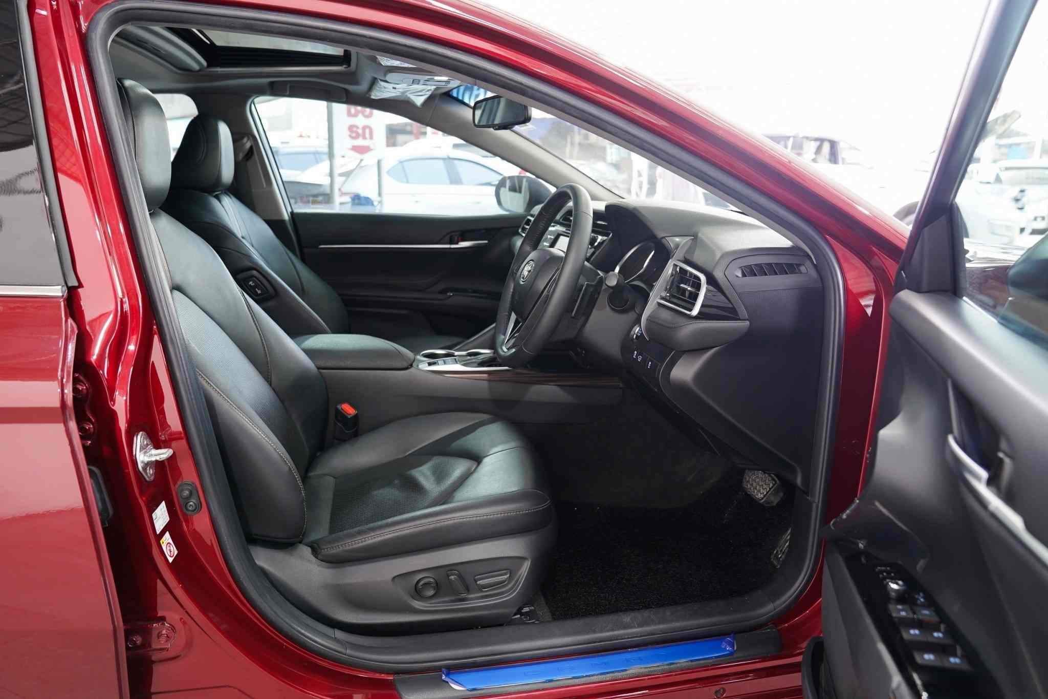 2018 TOYOTA CAMRY 2.5G AT