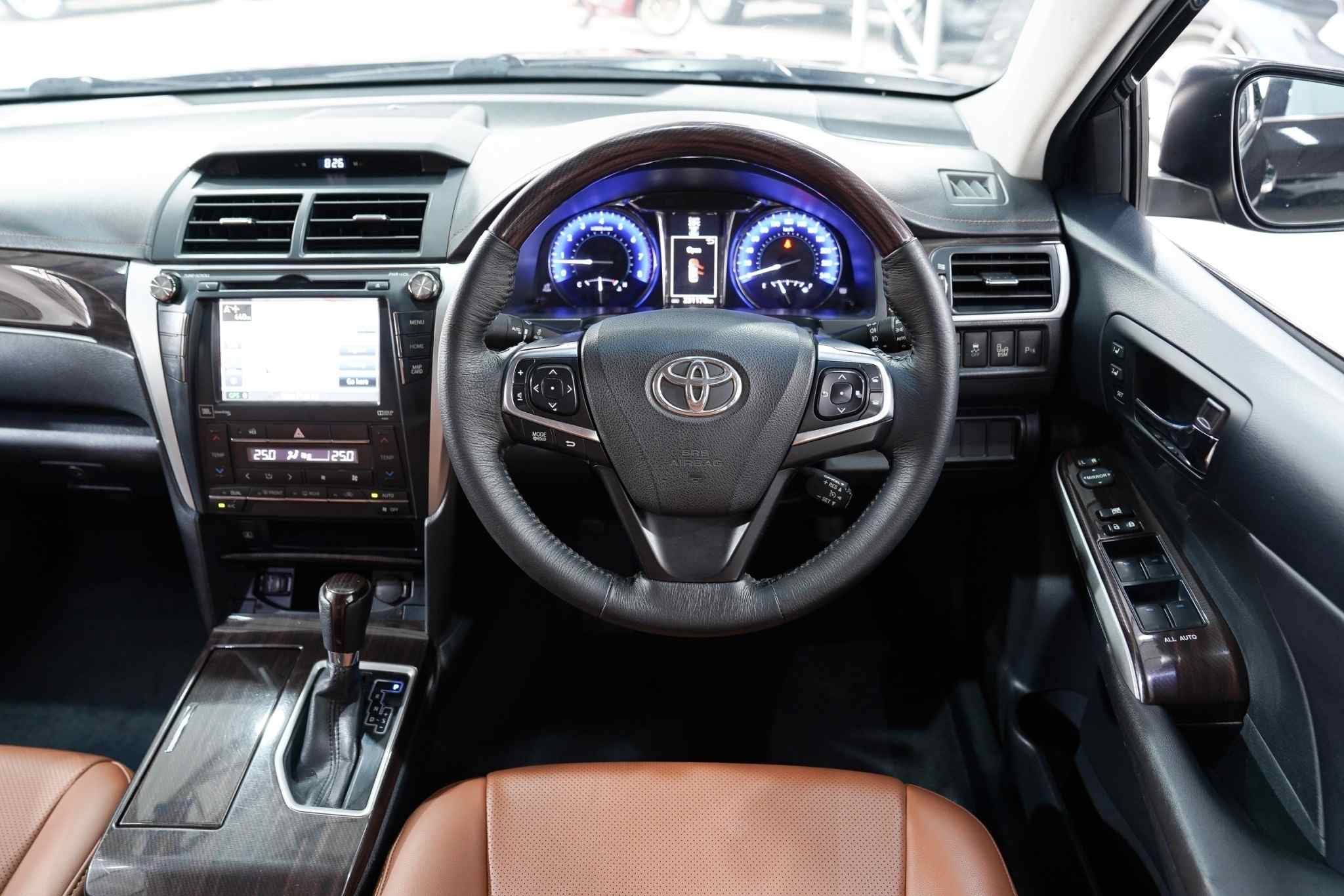 2017 TOYOTA CAMRY 2.5 G AT