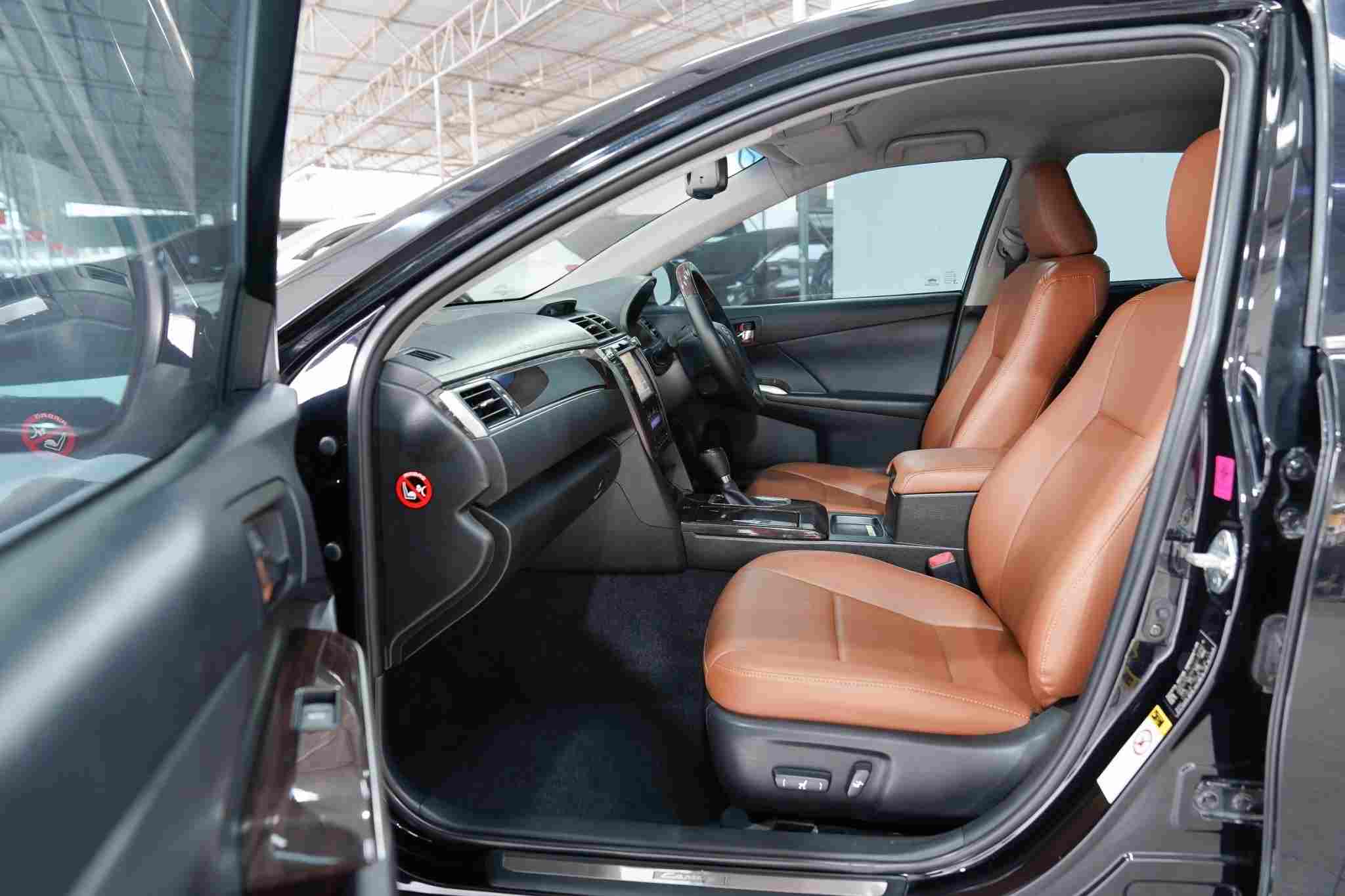 2017 TOYOTA CAMRY 2.5 G AT