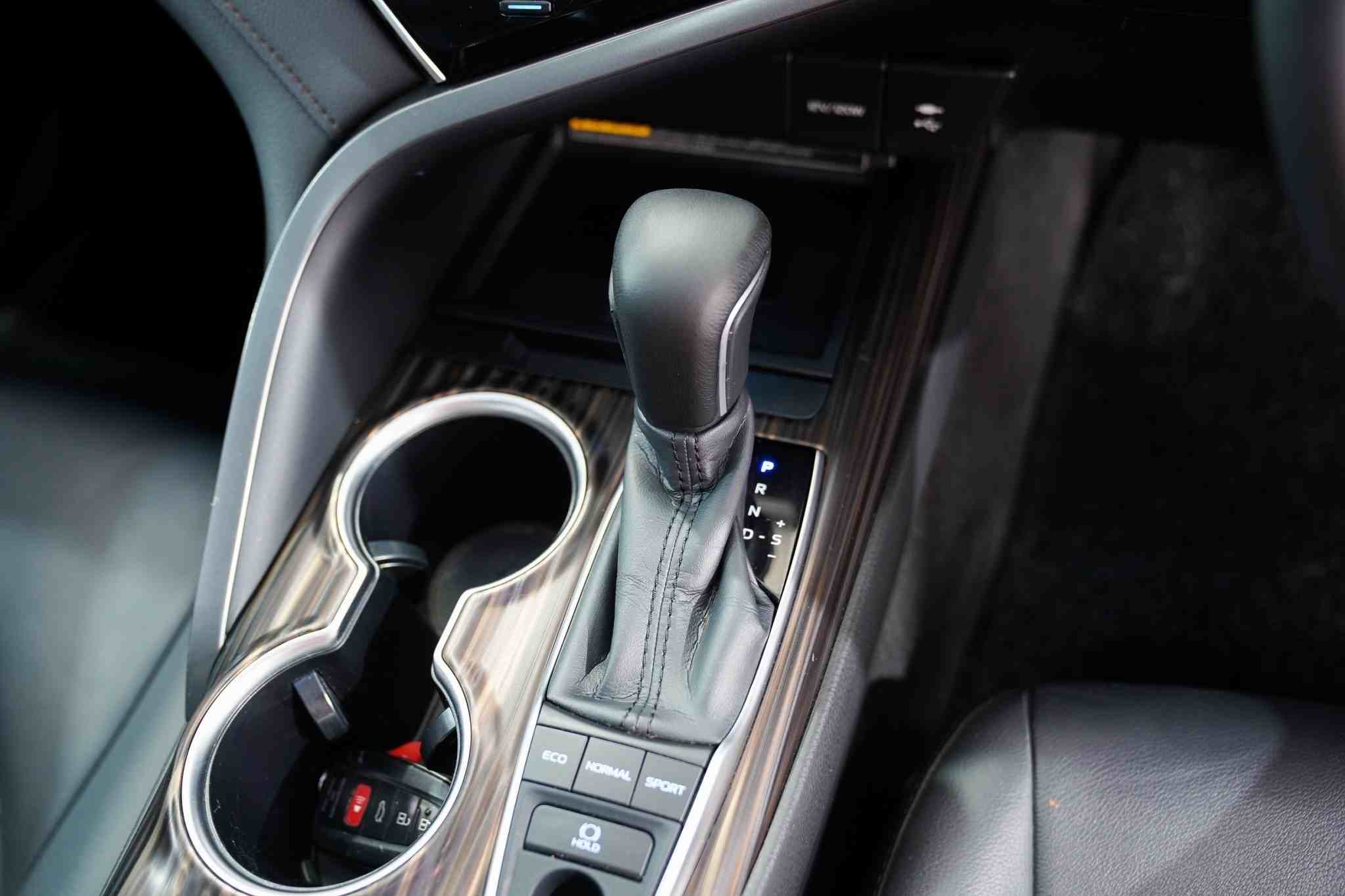 2018 TOYOTA CAMRY 2.5G AT