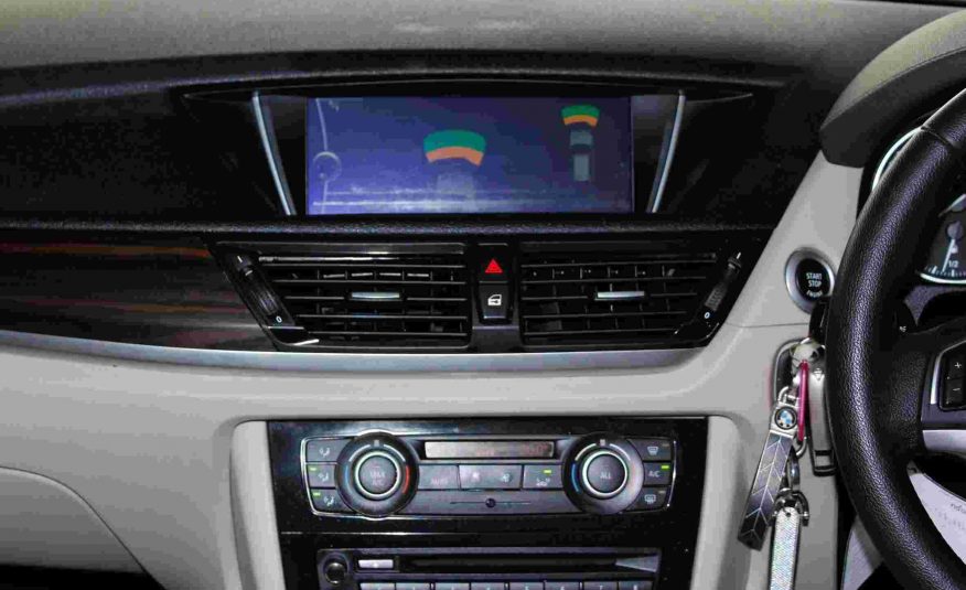 2015 BMW X1 Sdriver 1.8i Sport