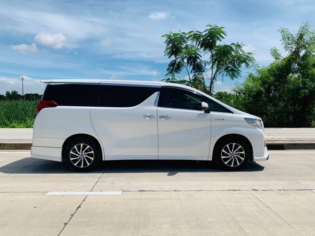 2017 TOYOTA ALPHARD 2.5 HYBRID GF E-FOUR 4WD