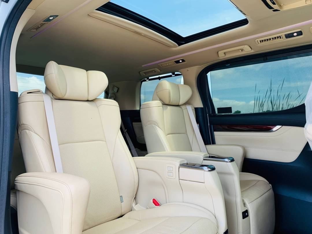 2017 TOYOTA ALPHARD 2.5 HYBRID GF E-FOUR 4WD