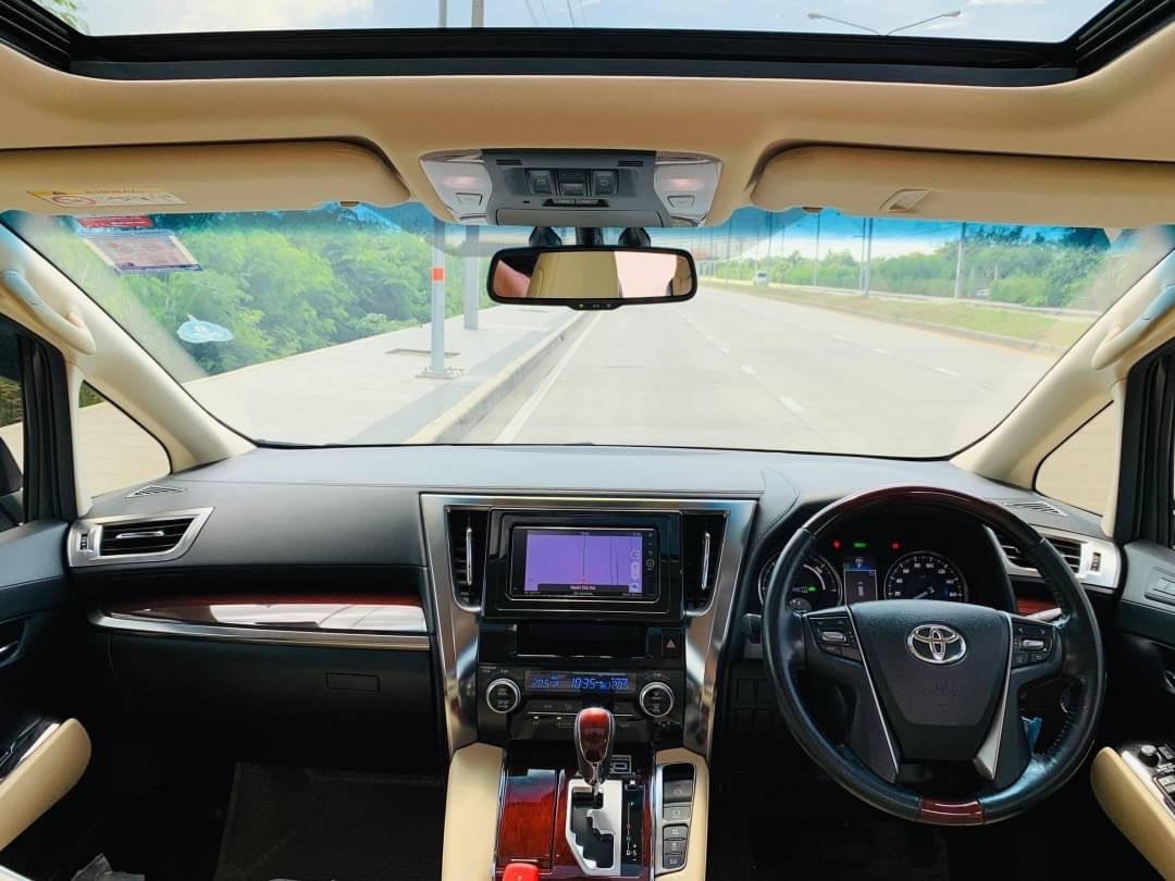 2017 TOYOTA ALPHARD 2.5 HYBRID GF E-FOUR 4WD
