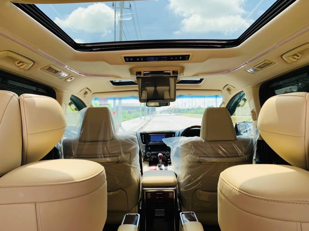 2017 TOYOTA ALPHARD 2.5 HYBRID GF E-FOUR 4WD
