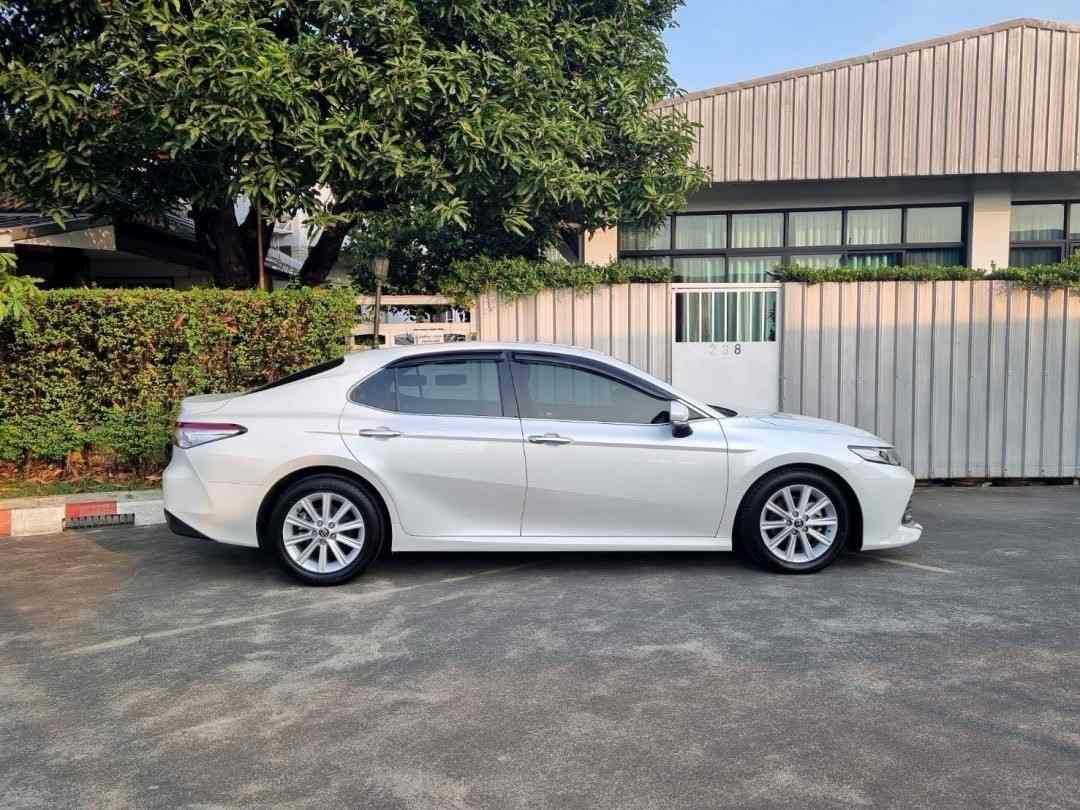 2019 Toyota Camry 2.0 G