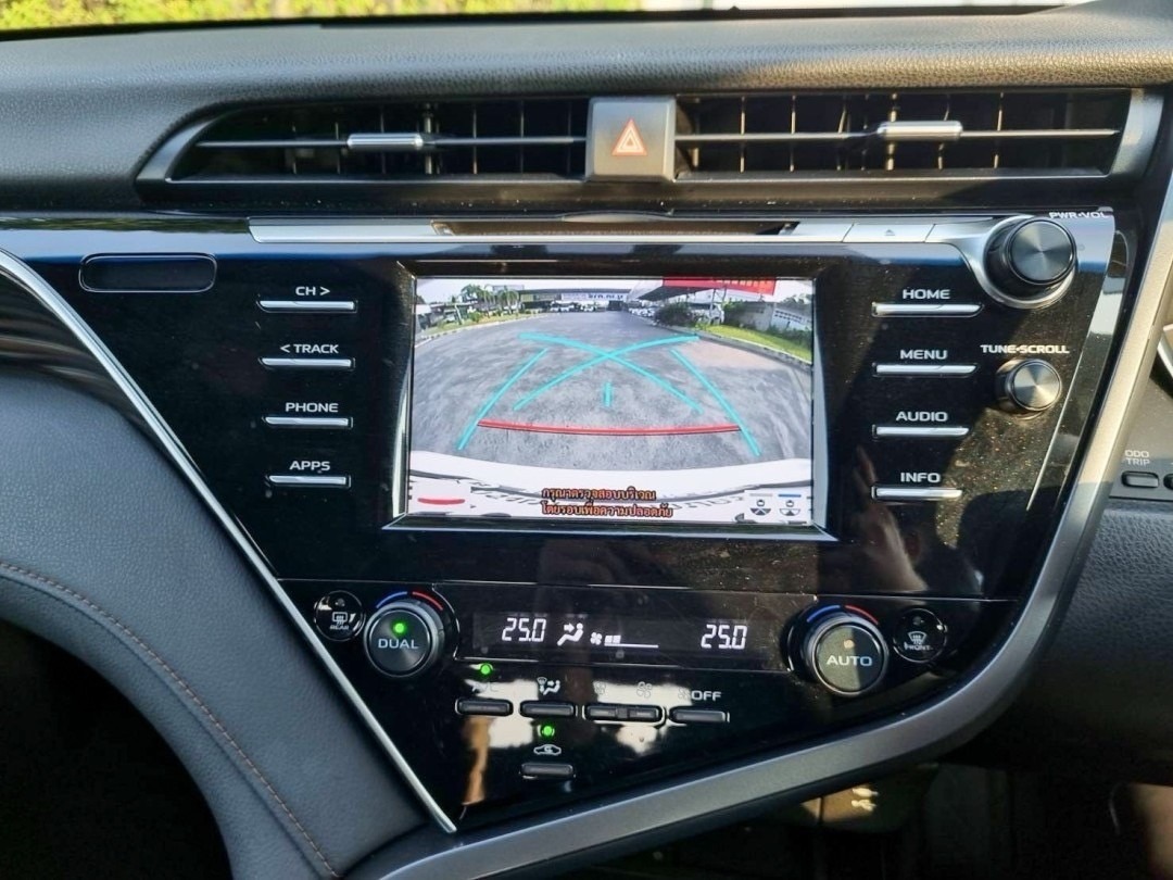 2019 Toyota Camry 2.0 G