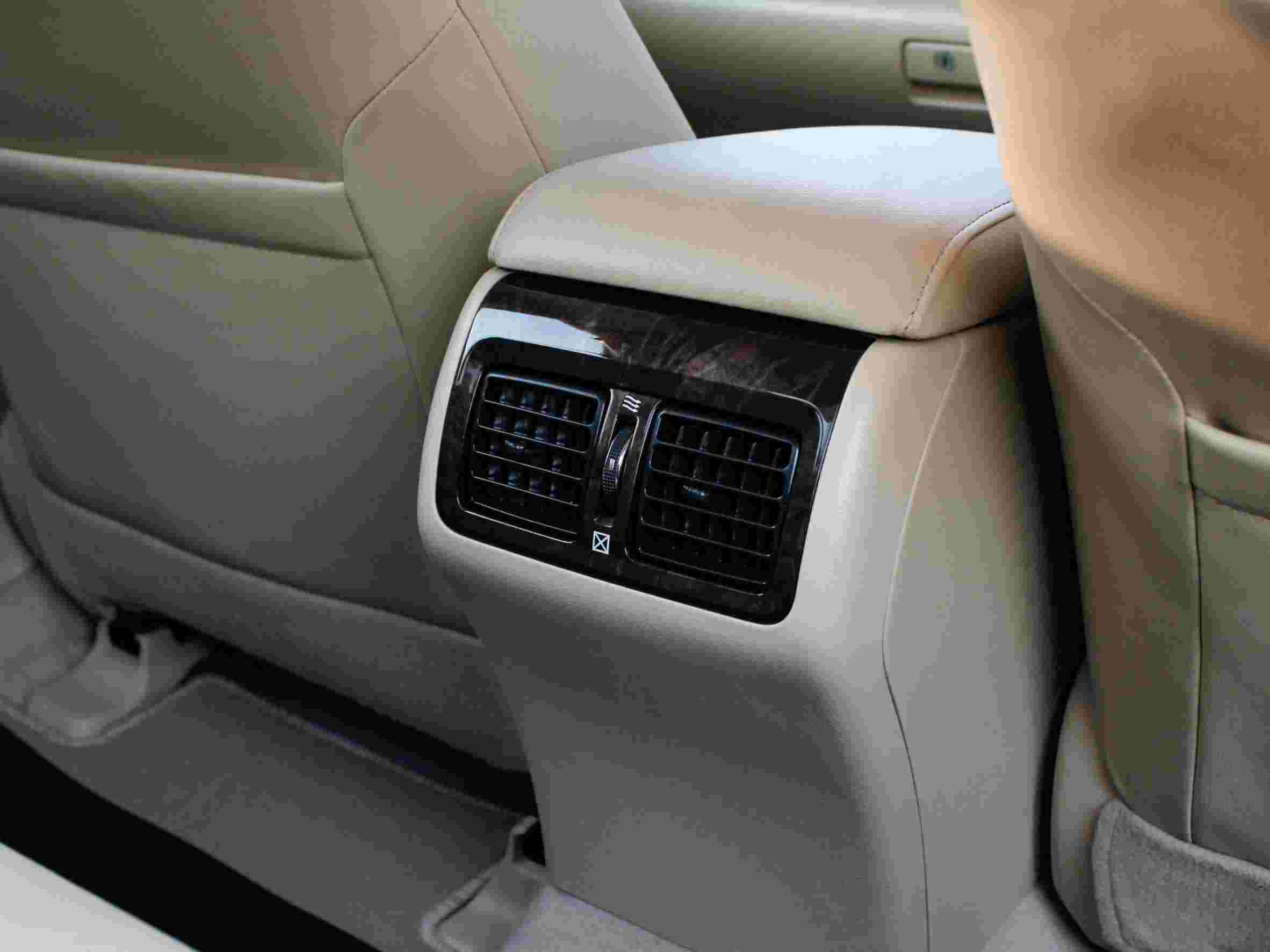 2016 Toyota Camry 2.0 G