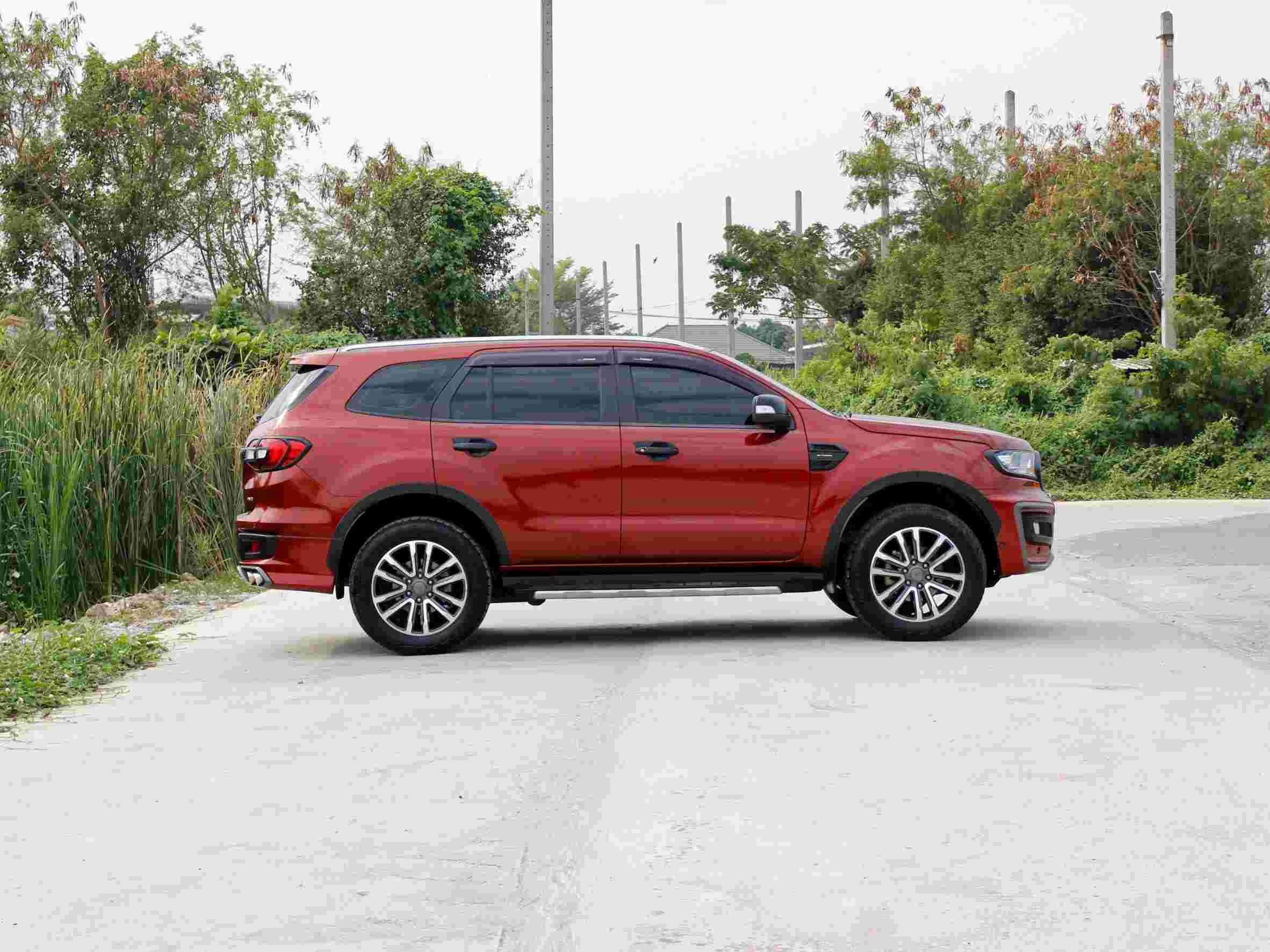 2019 FORD EVEREST 2.0 BI-TURBO 4WD TITANIUM PLUS