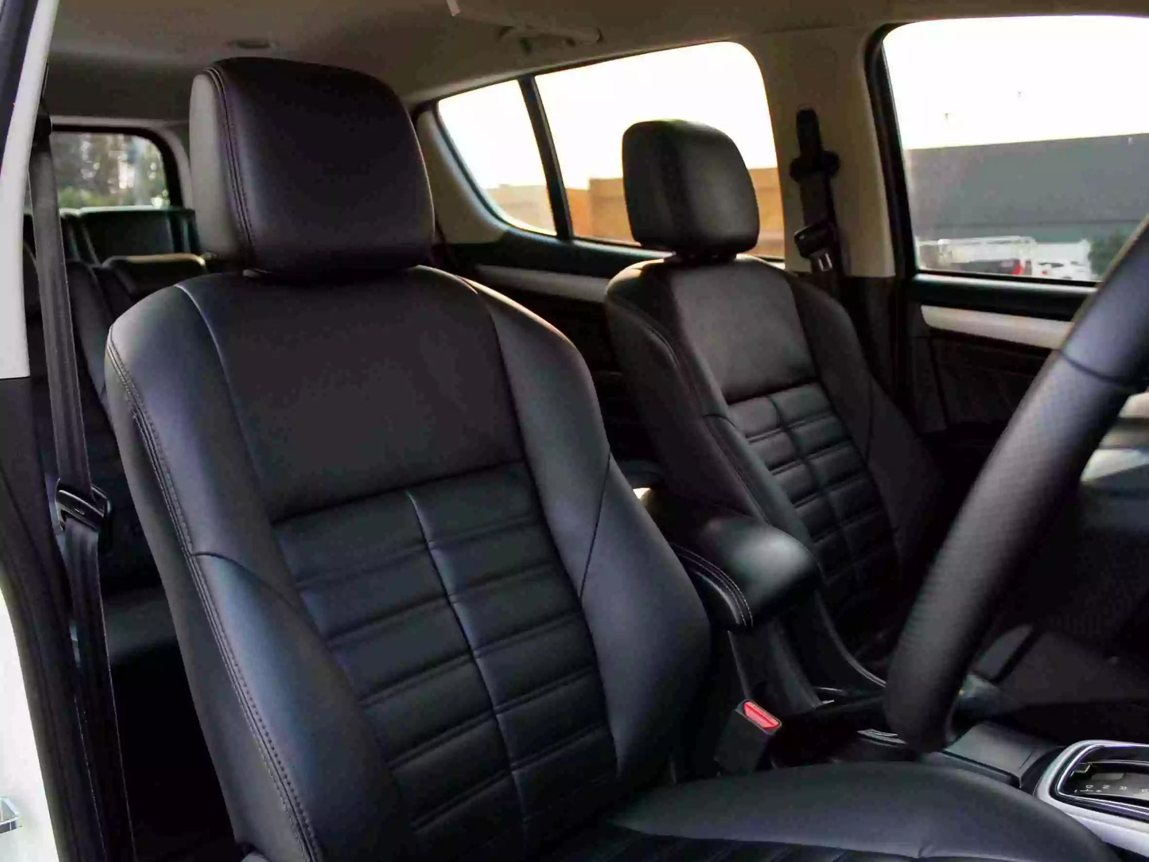 2019 ISUZU MUX 1.9 (DVD Navi)
