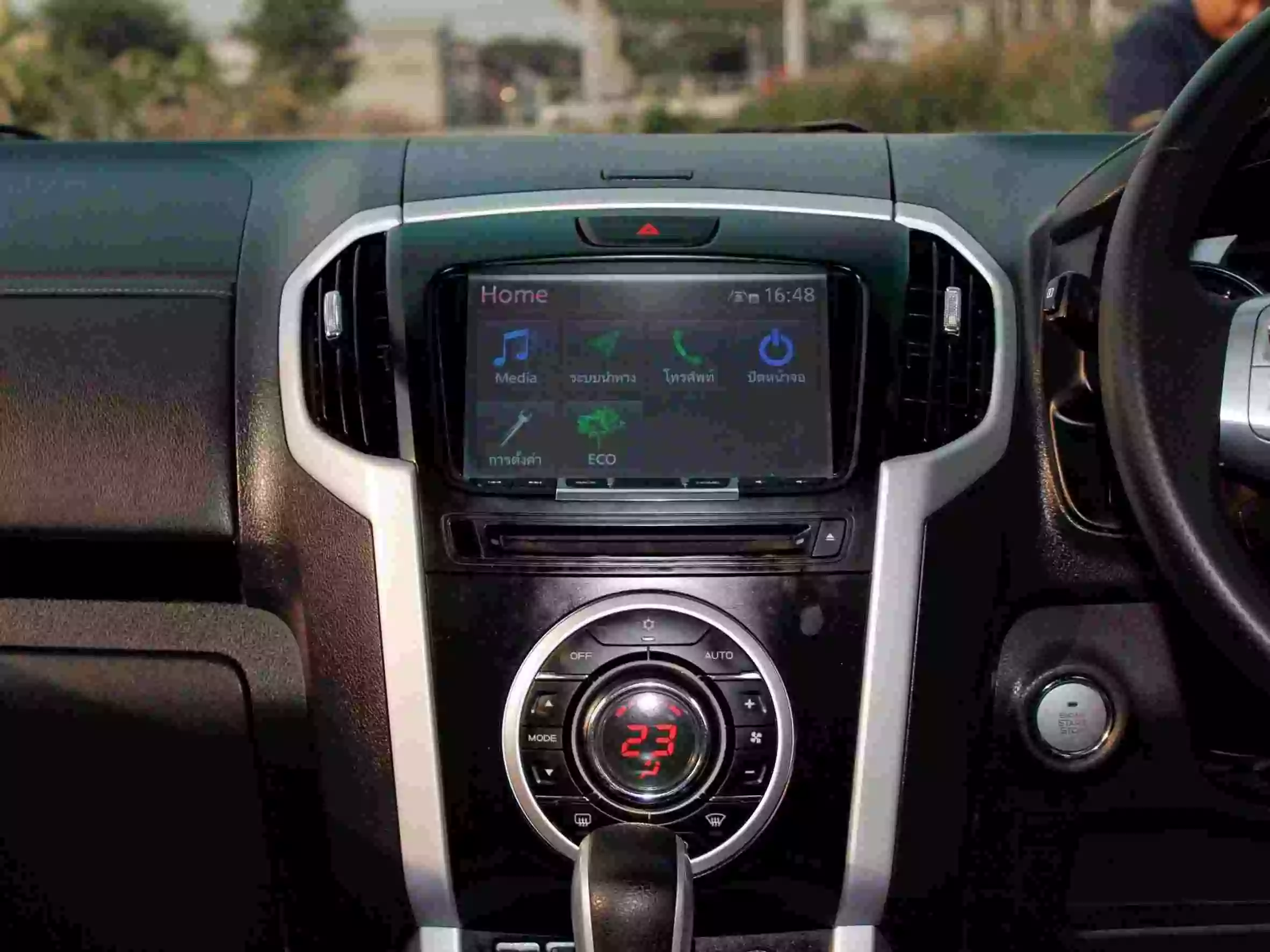 2019 ISUZU MUX 1.9 (DVD Navi)