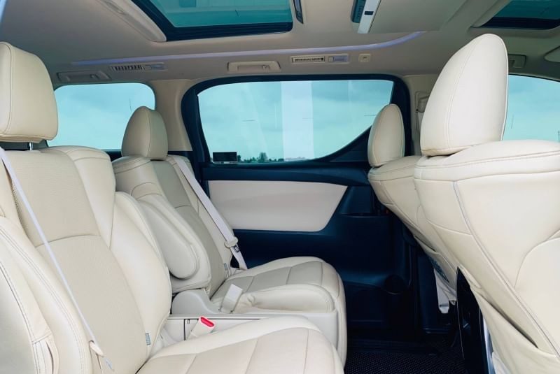 2019 TOYOTA ALPHARD 2.5 HYBRID X E-FOUR 4WD