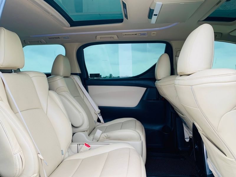 2019 TOYOTA ALPHARD 2.5 HYBRID X E-FOUR 4WD