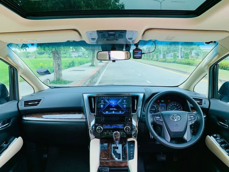 2019 TOYOTA ALPHARD 2.5 HYBRID X E-FOUR 4WD