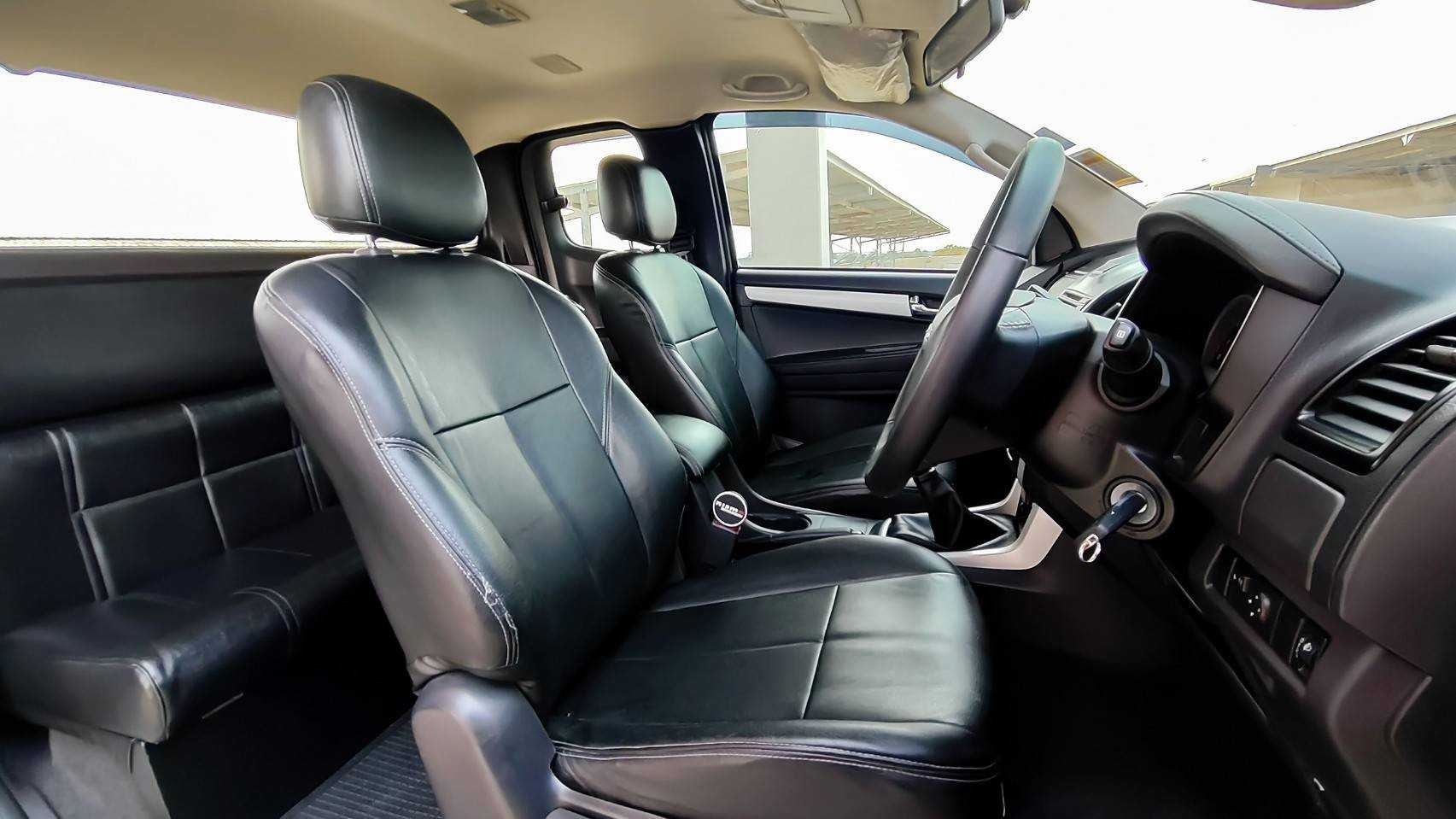2019 ISUZU DMax Hi-lander Space Cab 1.9Z 6M/T