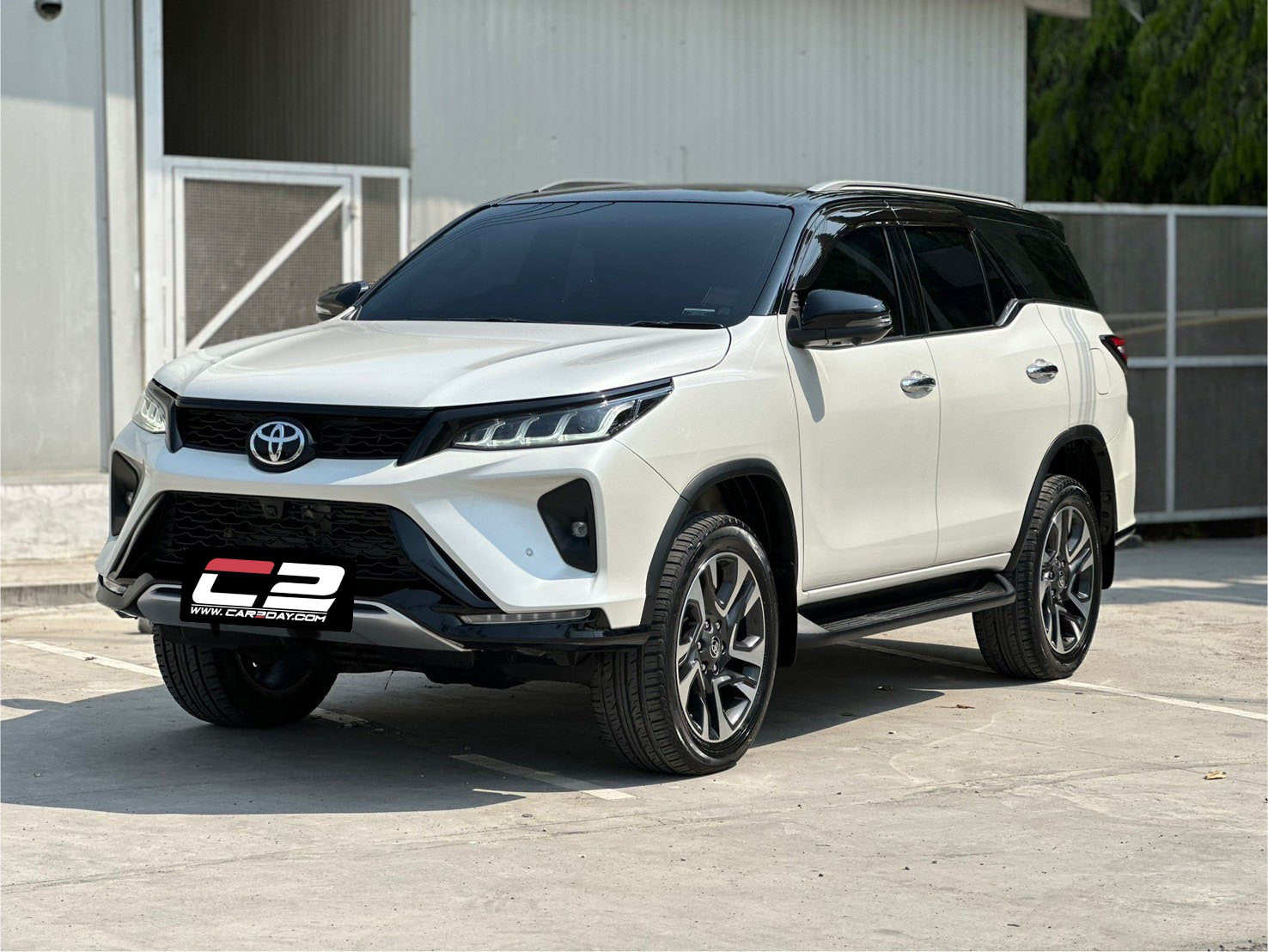 2022 TOYOTA FORTUNER 2.4 LEGENDER 4WD BLACK TOP