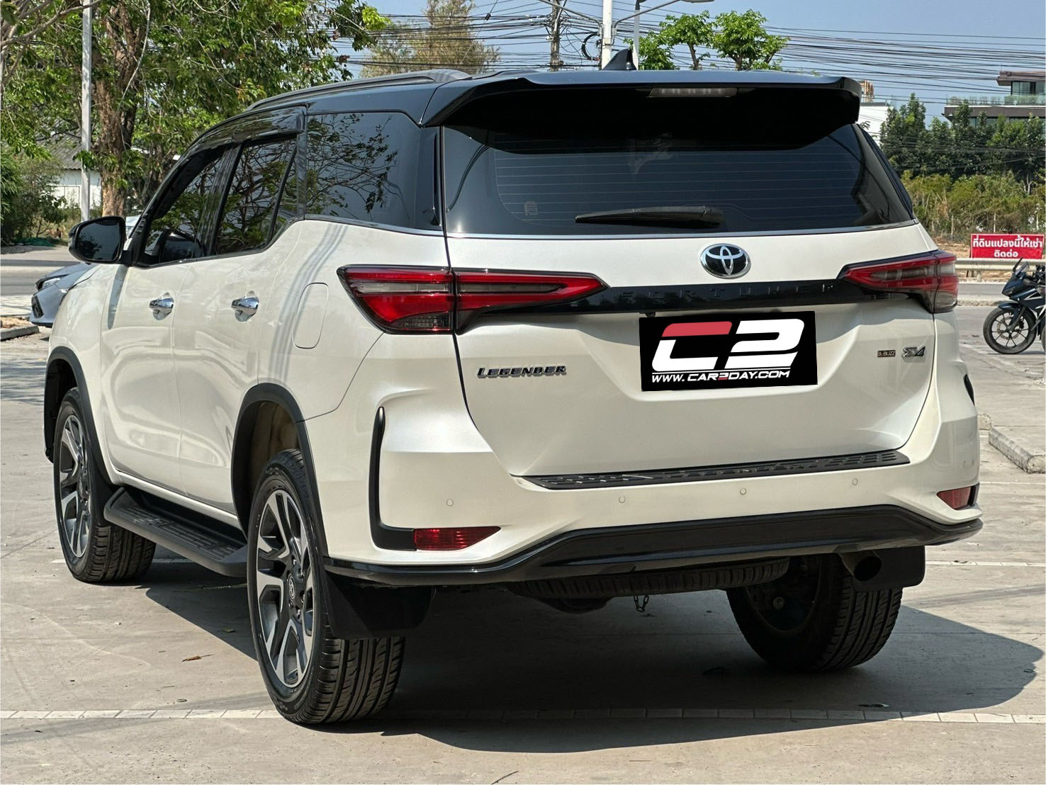 2022 TOYOTA FORTUNER 2.4 LEGENDER 4WD BLACK TOP