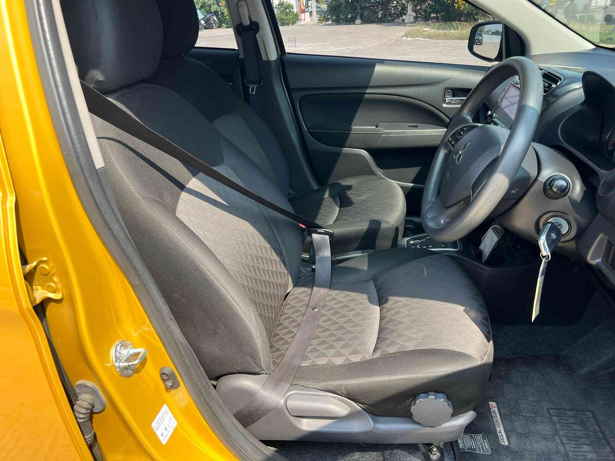 2020 MITSUBISHI MIRAGE 1.2 GLX (MNC)