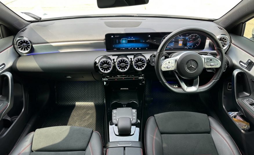 2023 Mercedes-Benz A200 AMG Dynamic