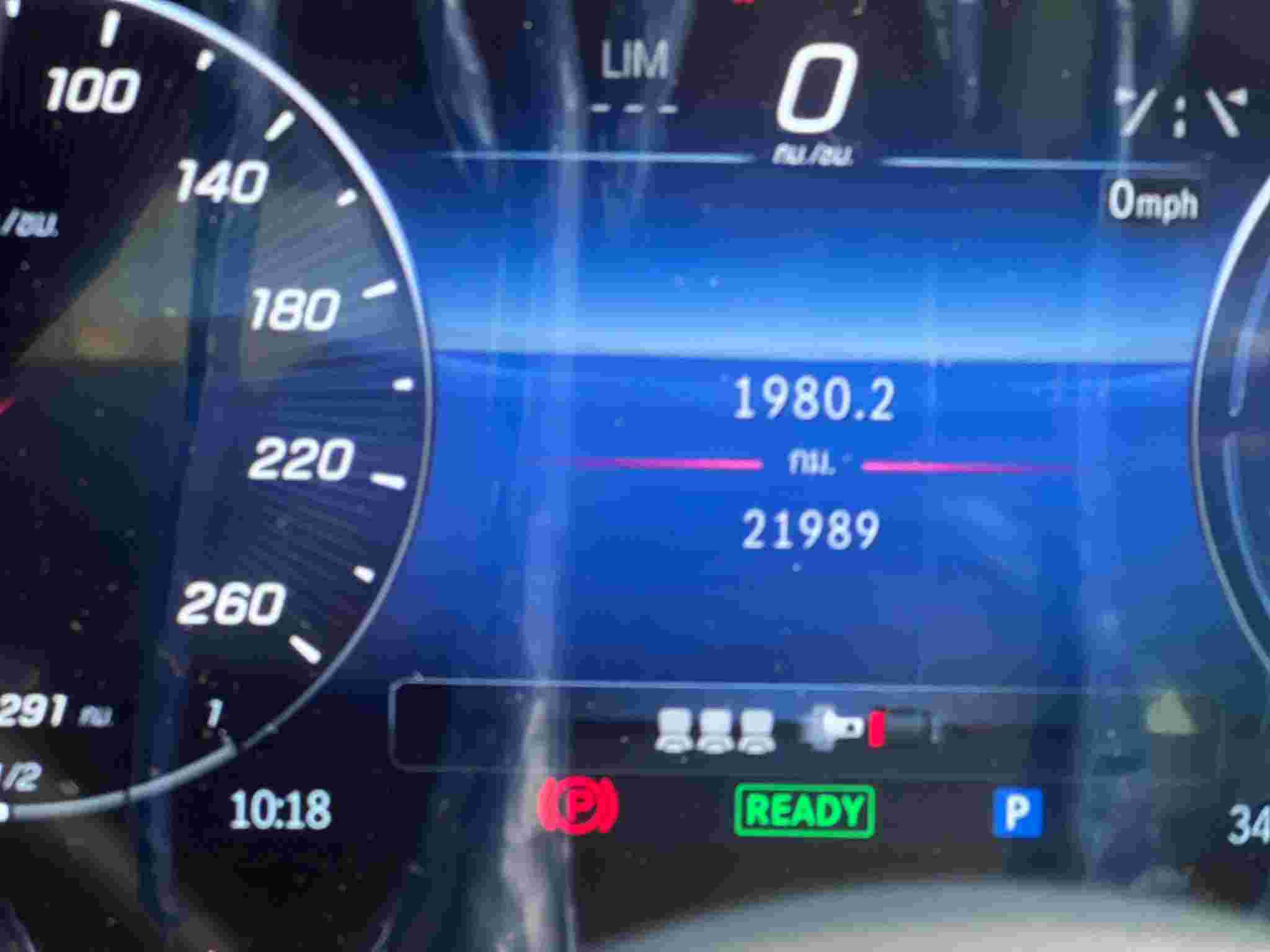 2023 Mercedes Benz C350e AMG Dynamic (W206)