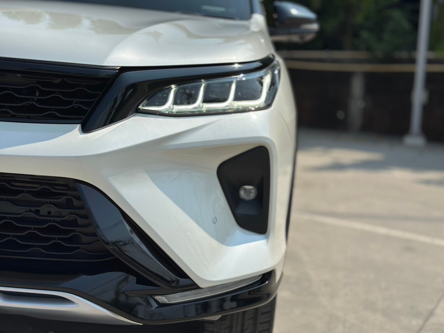 2022 TOYOTA FORTUNER 2.4 LEGENDER 4WD BLACK TOP
