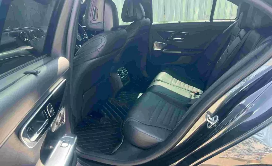 2023 Mercedes Benz C350e AMG Dynamic (W206)
