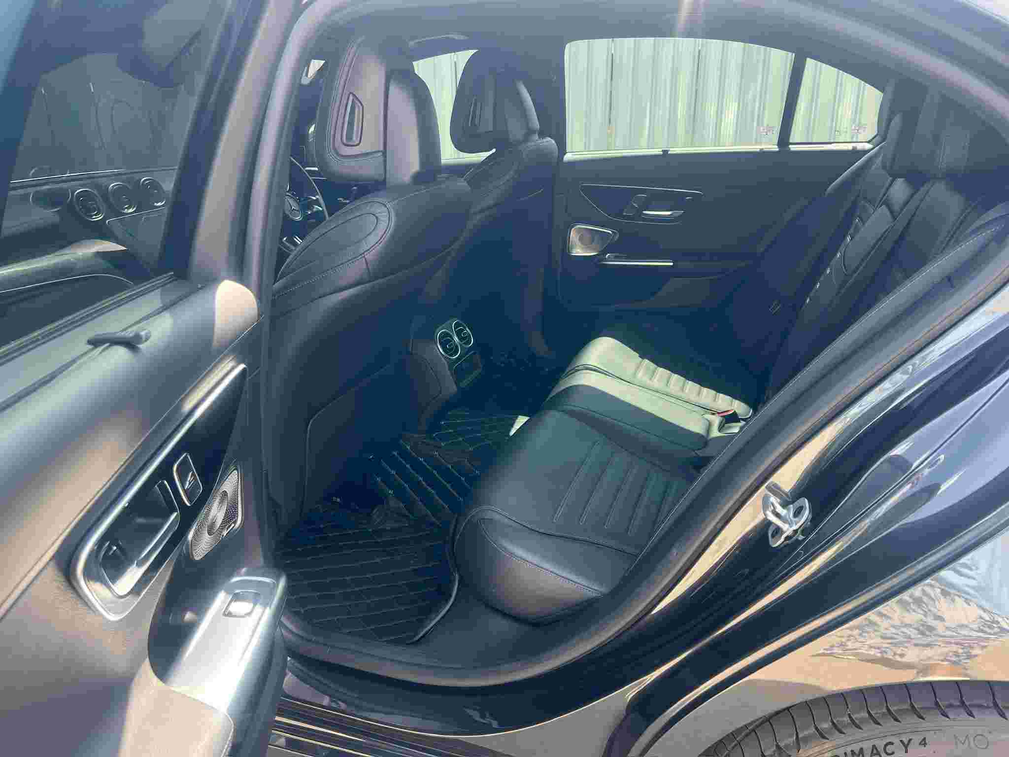 2023 Mercedes Benz C350e AMG Dynamic (W206)