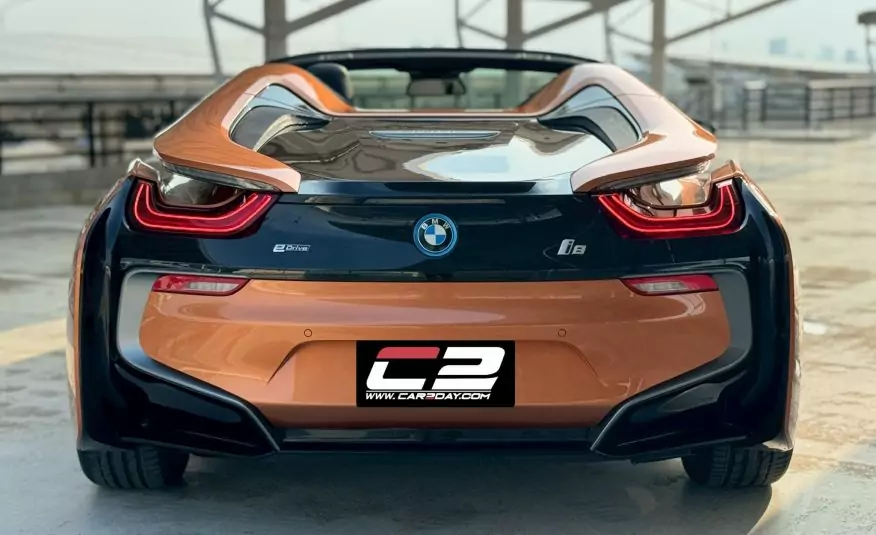 2021 BMW i8 Roadster