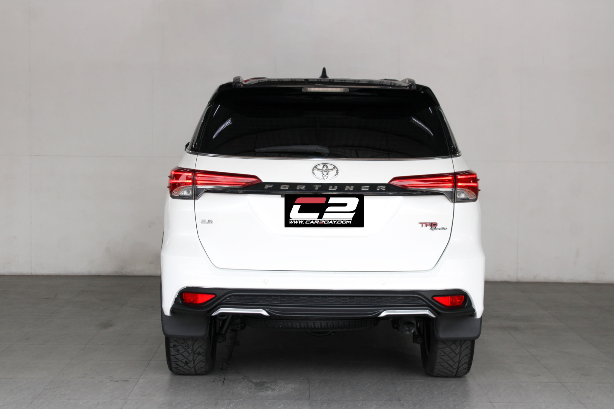 2019 TOYOTA FORTUNER 2WD 2.8 TRD SPORTIVO AT