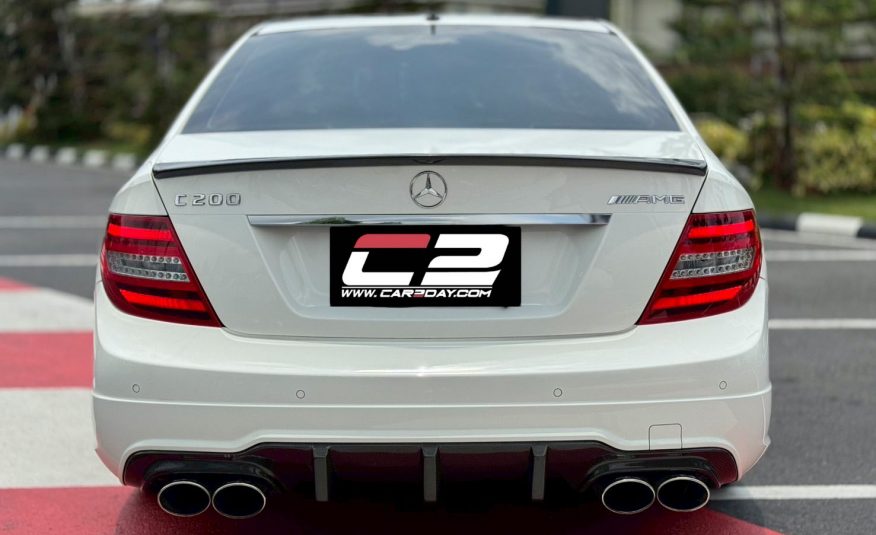 2013 Mercedes Benz C200 CGI Edition C