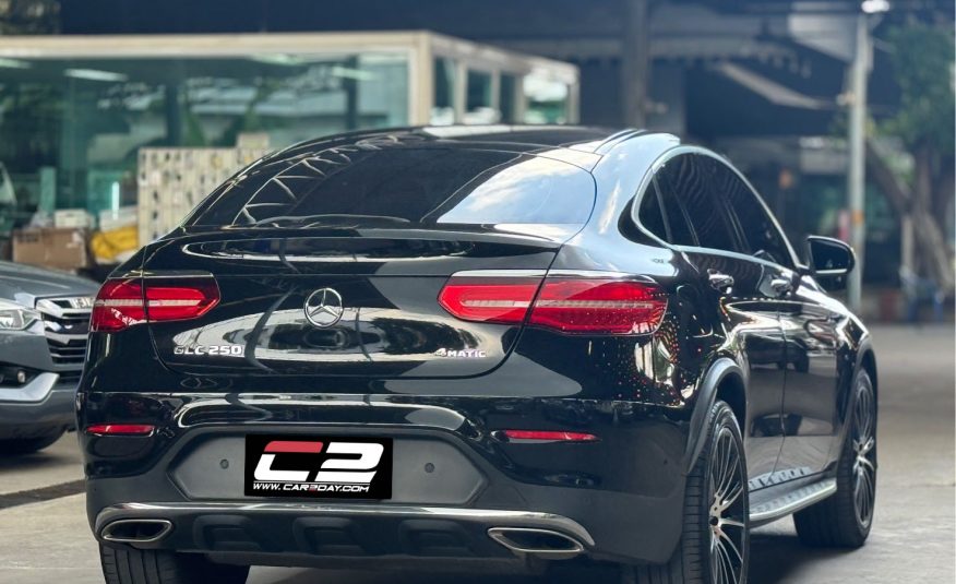 2019 Benz GLC250 4Matic Coupe