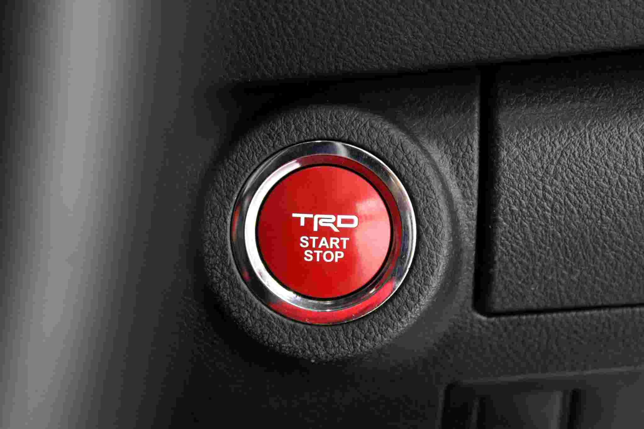 2019 TOYOTA FORTUNER 2WD 2.8 TRD SPORTIVO AT