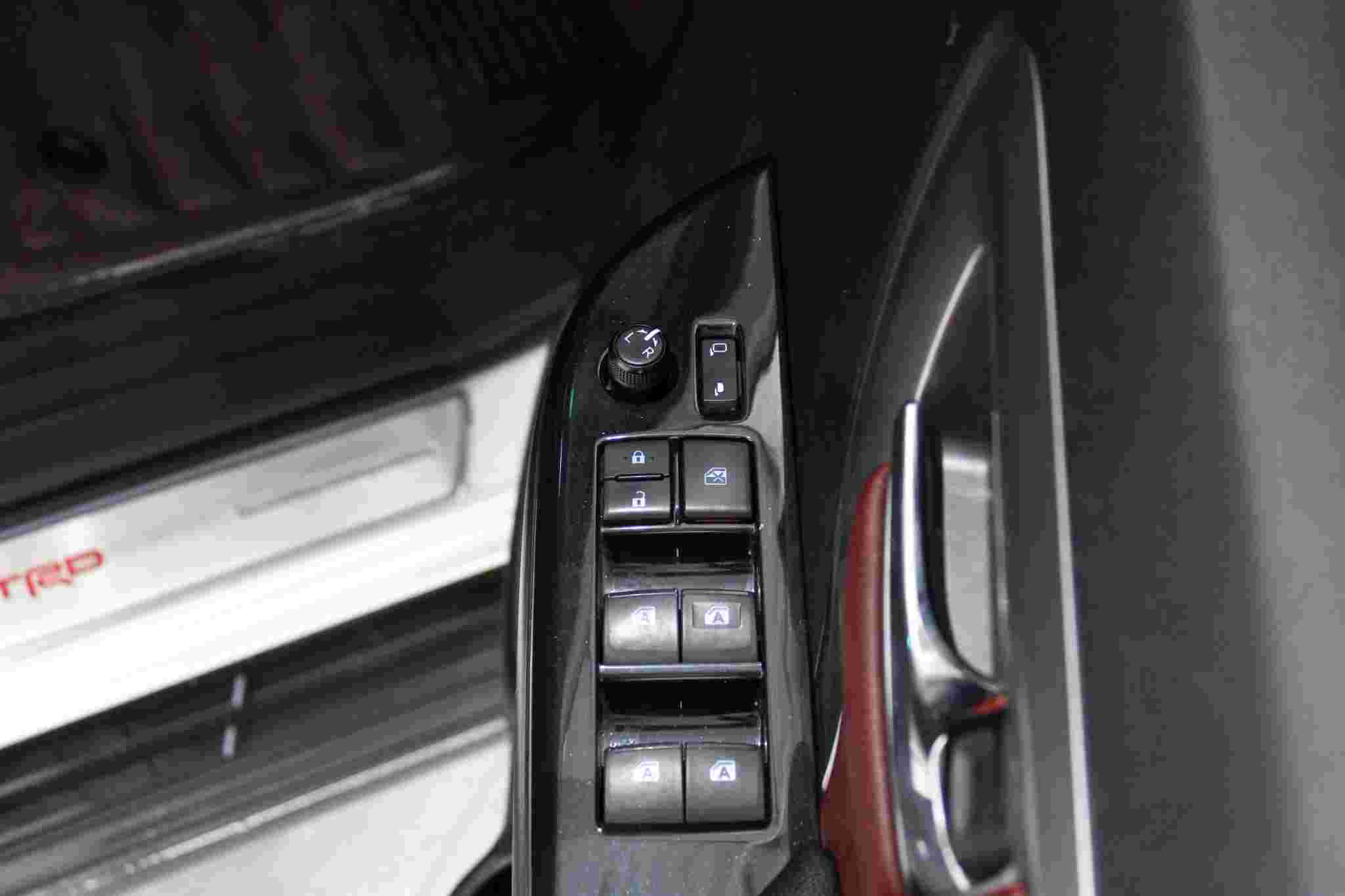 2019 TOYOTA FORTUNER 2WD 2.8 TRD SPORTIVO AT