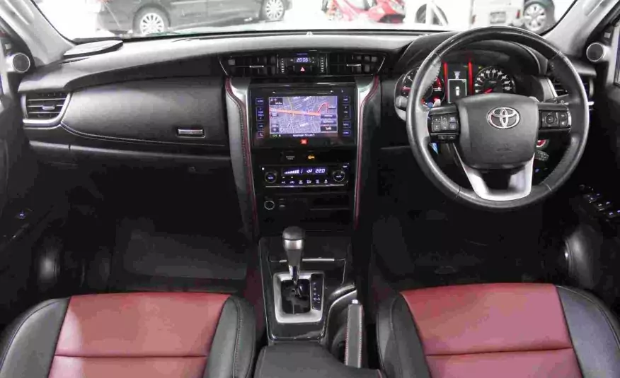 2019 TOYOTA FORTUNER 2WD 2.8 TRD SPORTIVO AT
