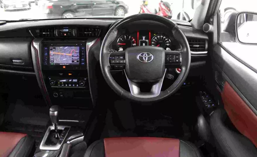 2019 TOYOTA FORTUNER 2WD 2.8 TRD SPORTIVO AT