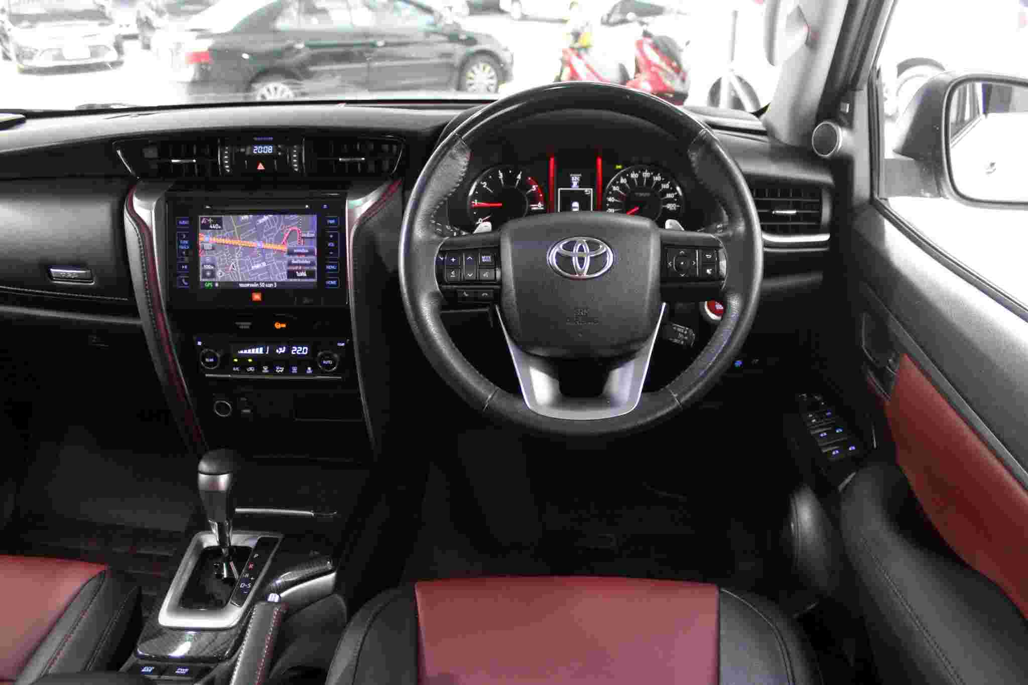 2019 TOYOTA FORTUNER 2WD 2.8 TRD SPORTIVO AT