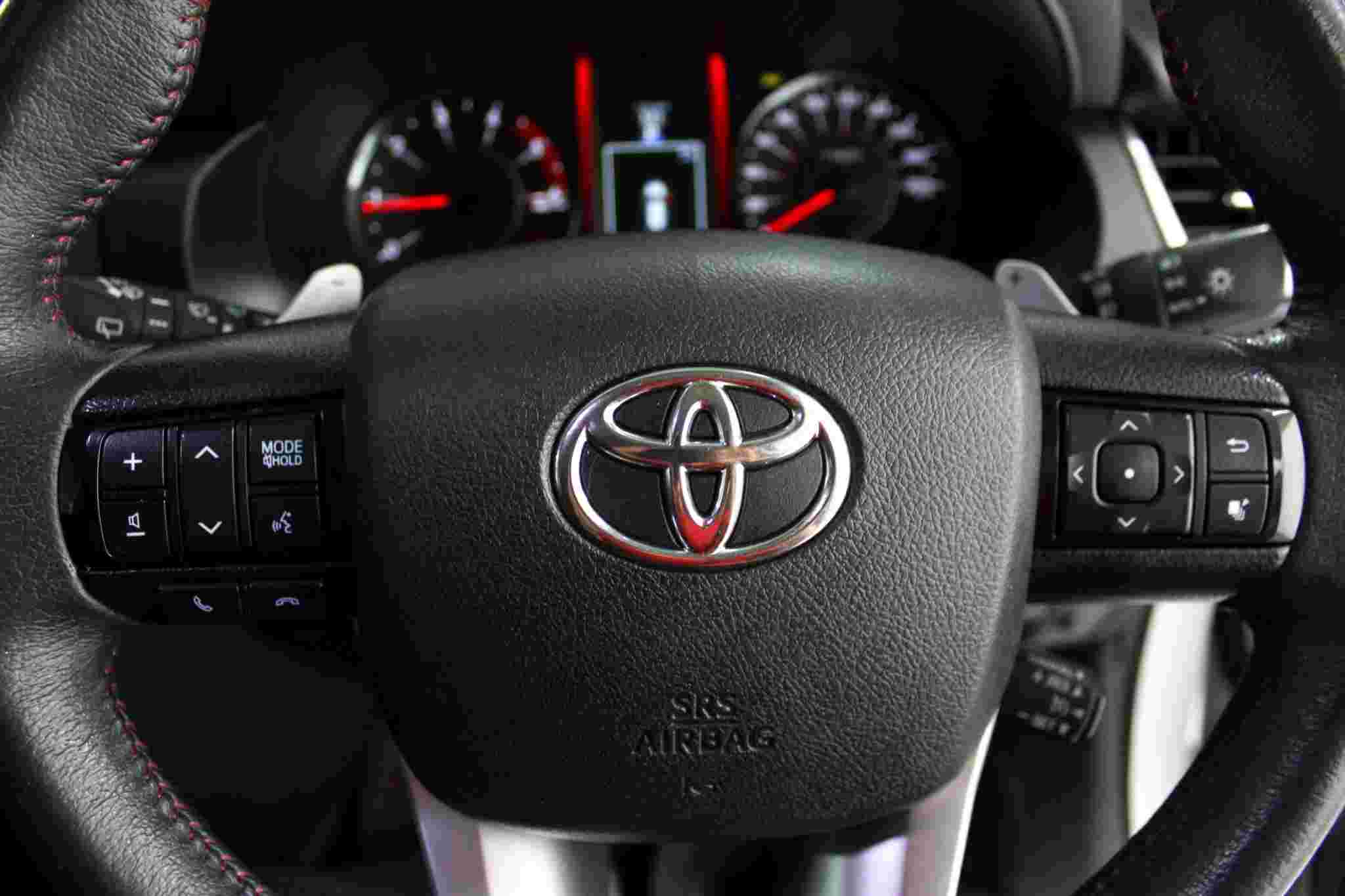 2019 TOYOTA FORTUNER 2WD 2.8 TRD SPORTIVO AT