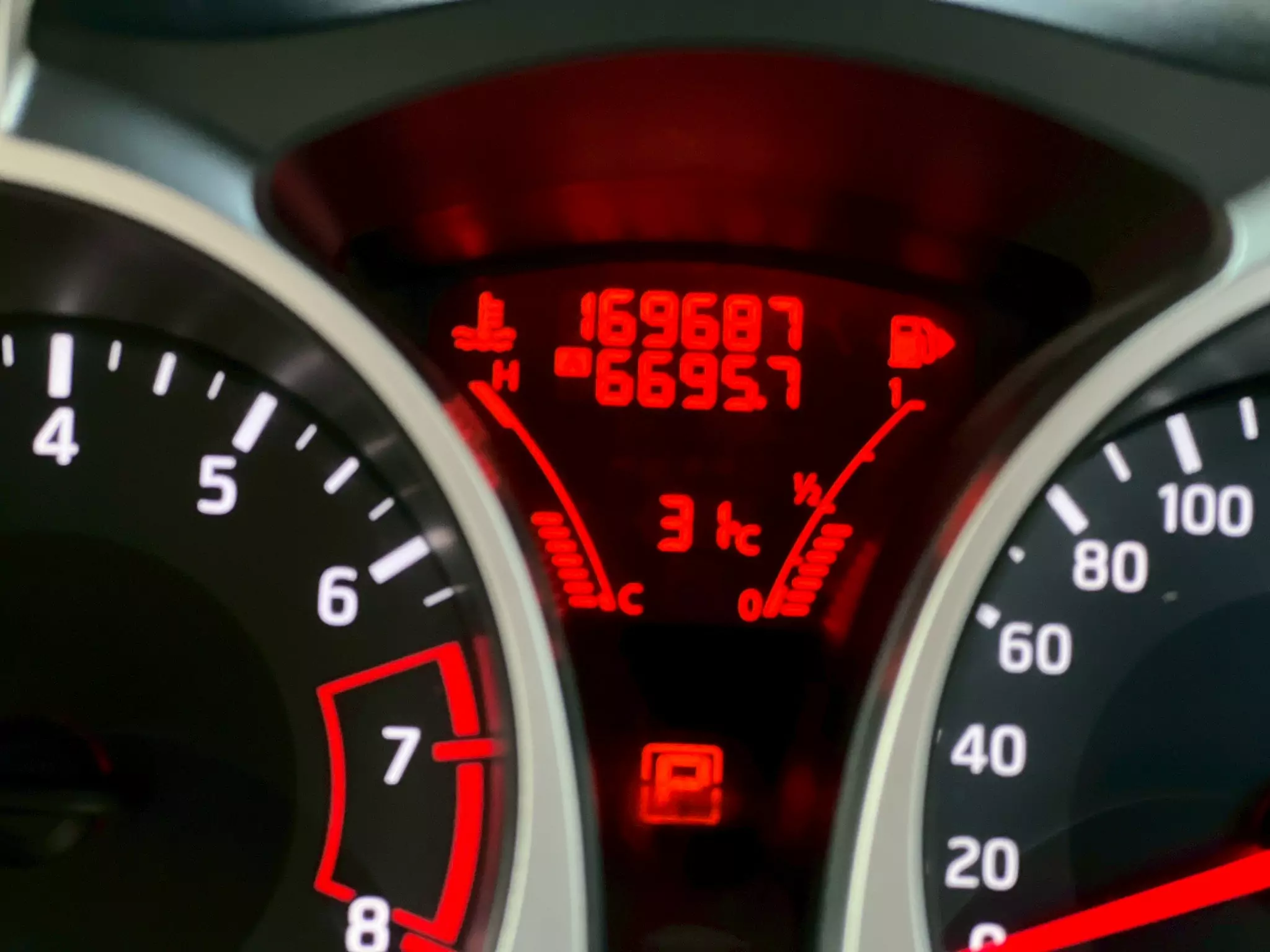 2016 NISSAN JUKE 1.6V TOP