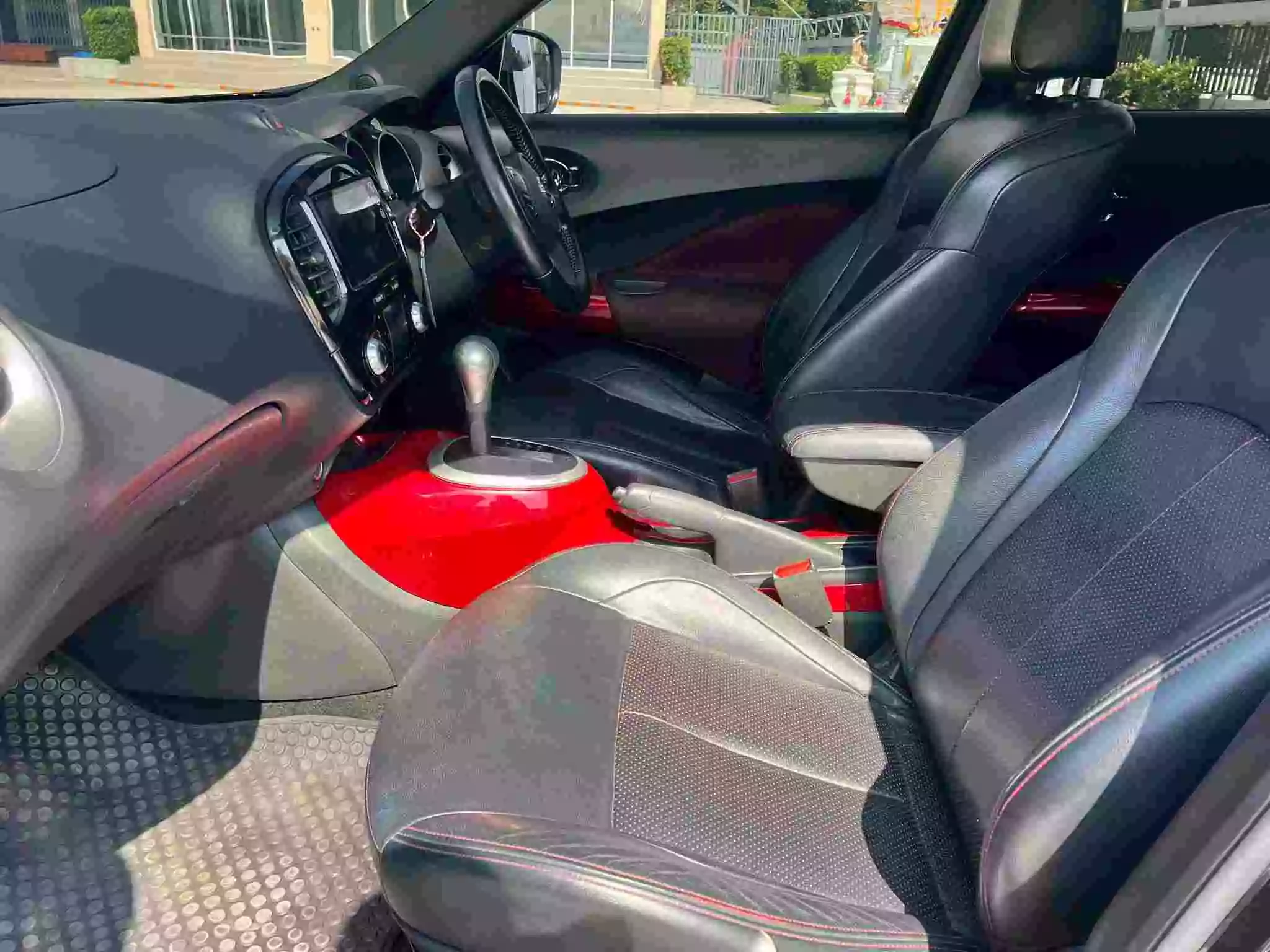 2016 NISSAN JUKE 1.6V TOP