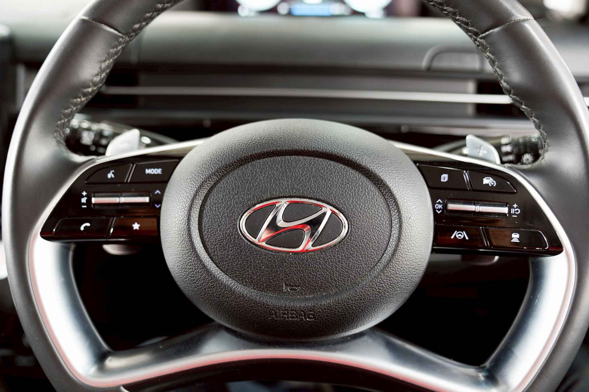 2022 HYUNDAI STARIA 2.2 SEL 8AT
